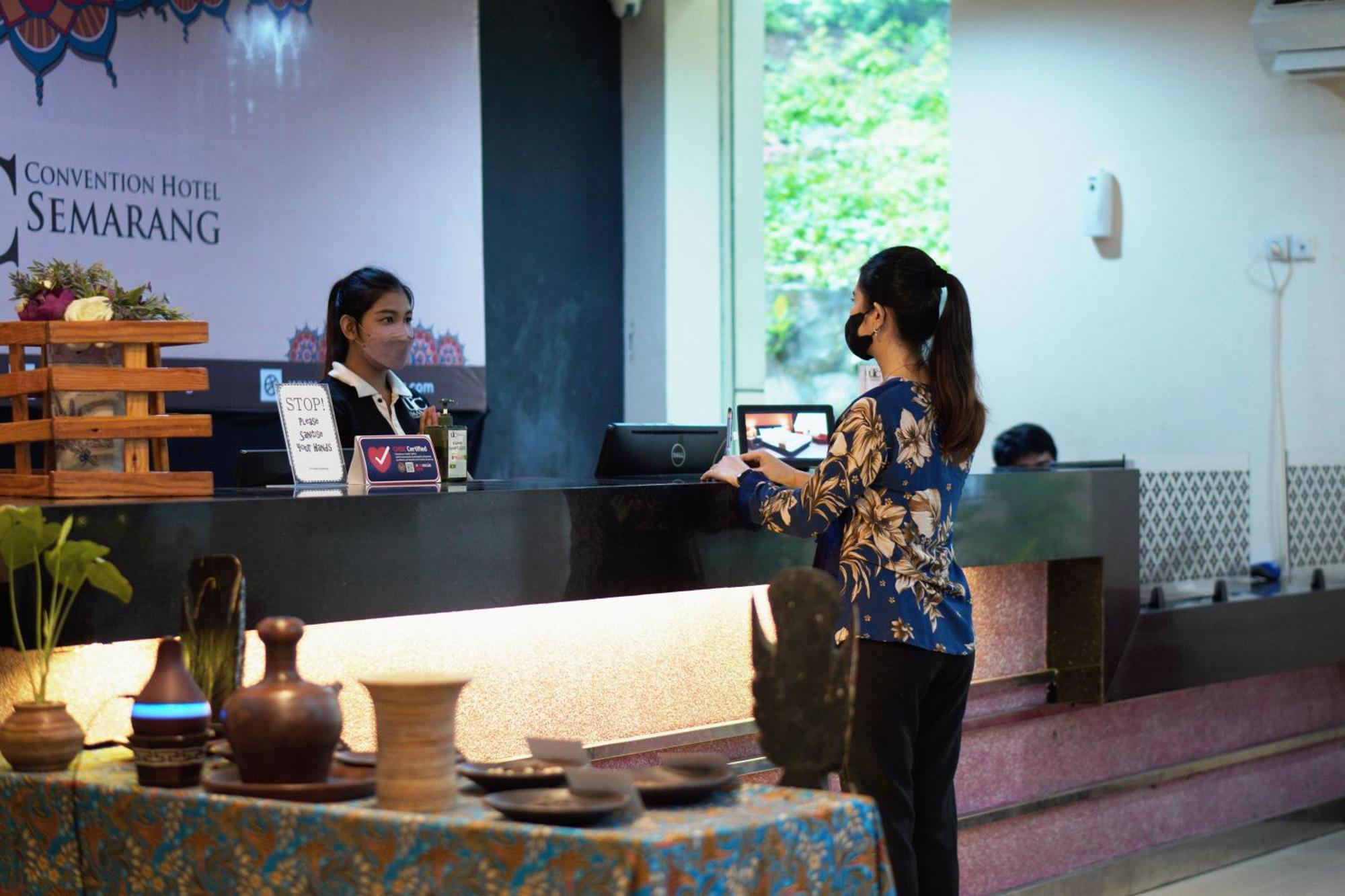 Utc Hotel Semarang Dış mekan fotoğraf
