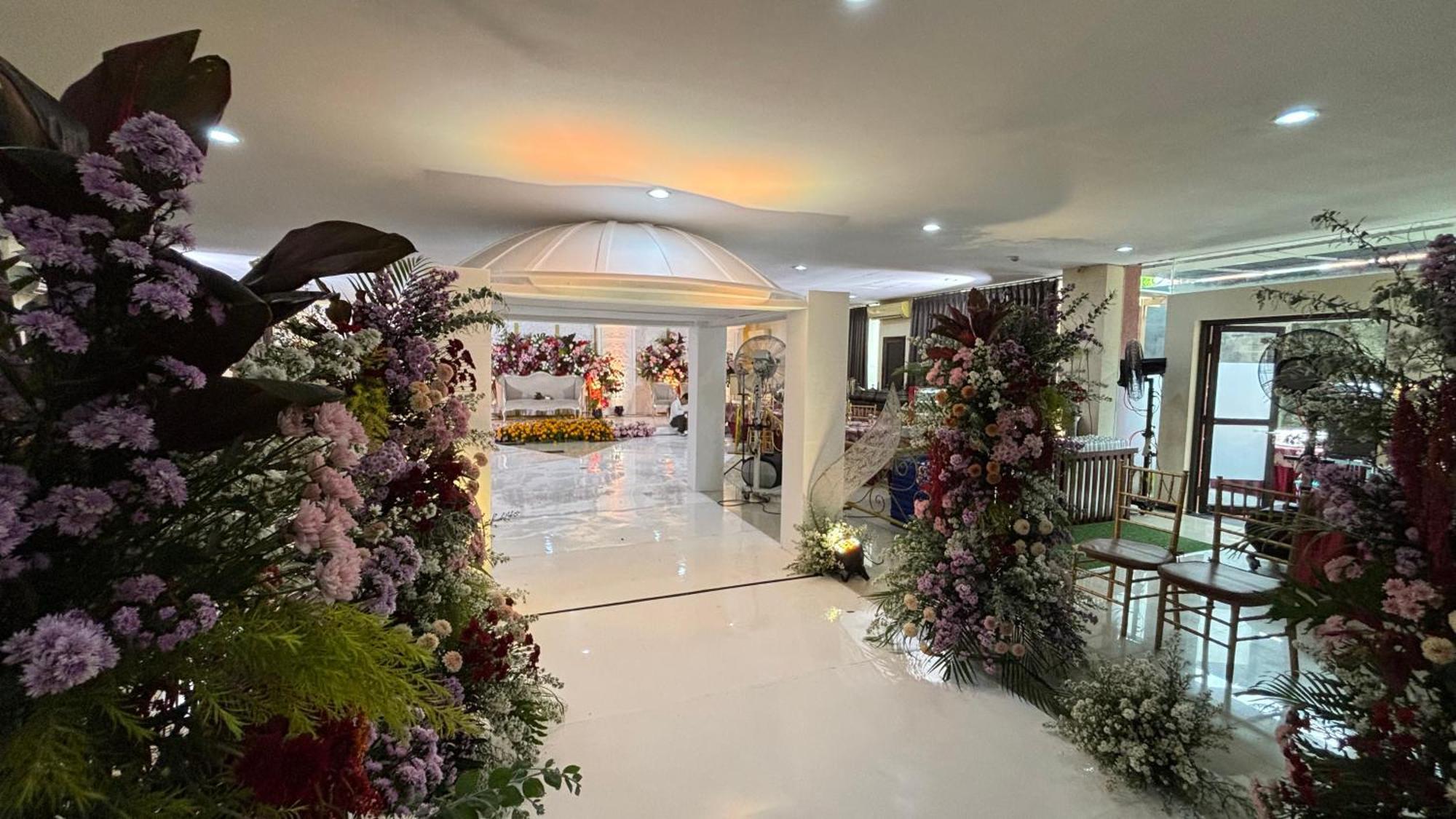 Utc Hotel Semarang Dış mekan fotoğraf