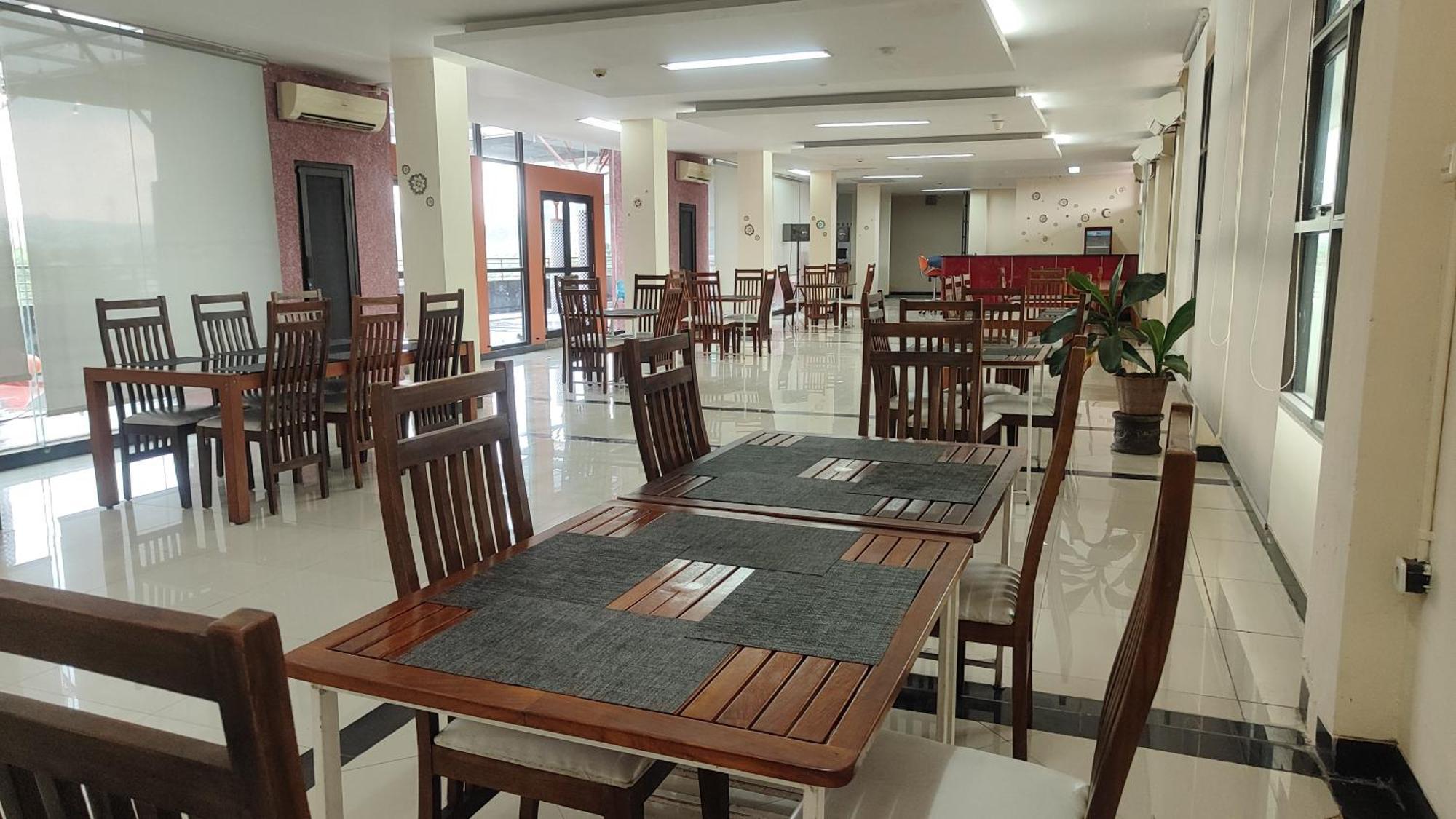 Utc Hotel Semarang Dış mekan fotoğraf