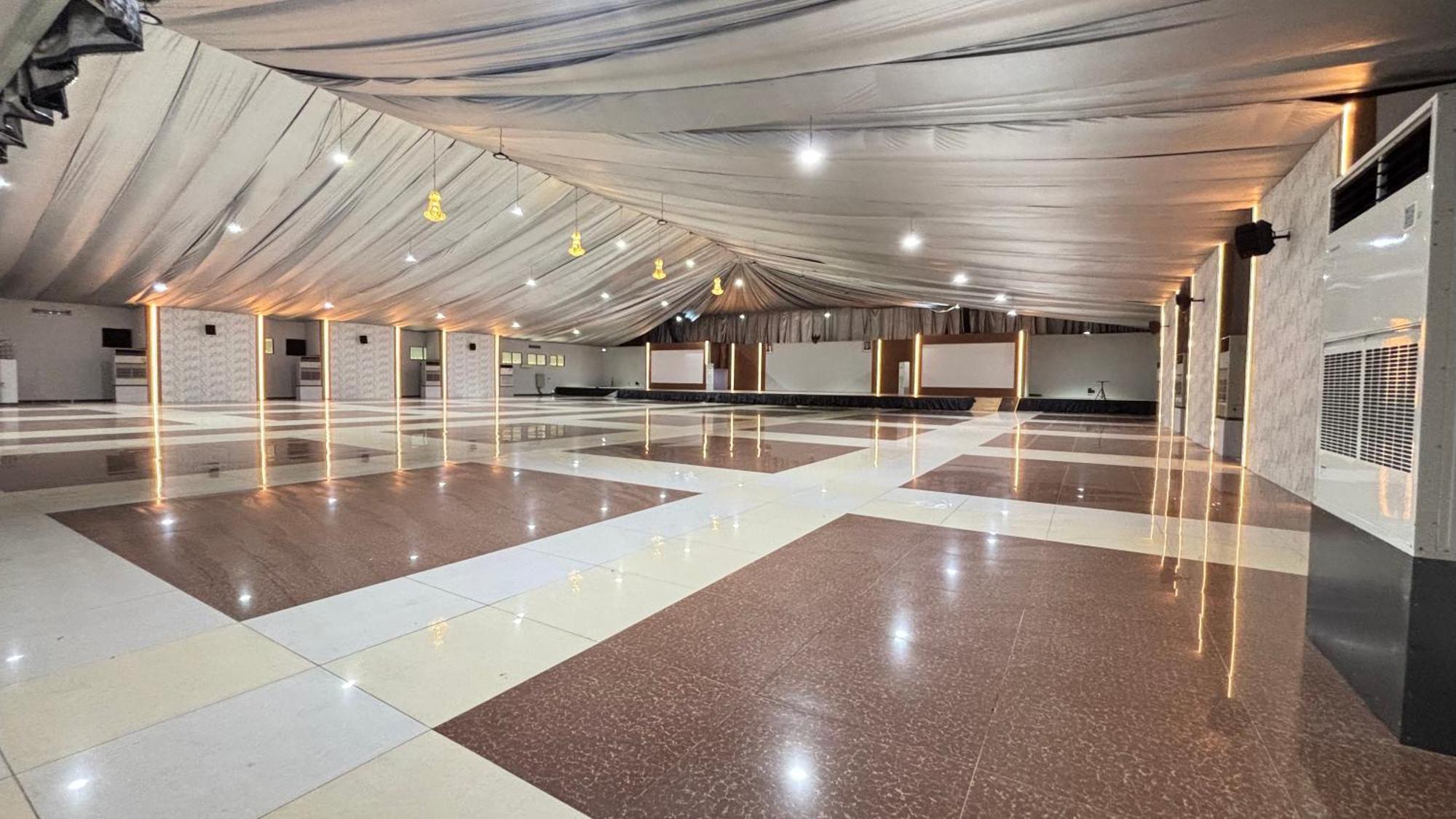 Utc Hotel Semarang Dış mekan fotoğraf